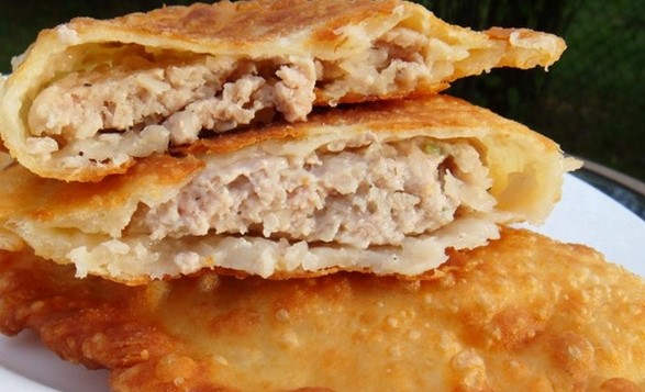 Чебуреки с мясом